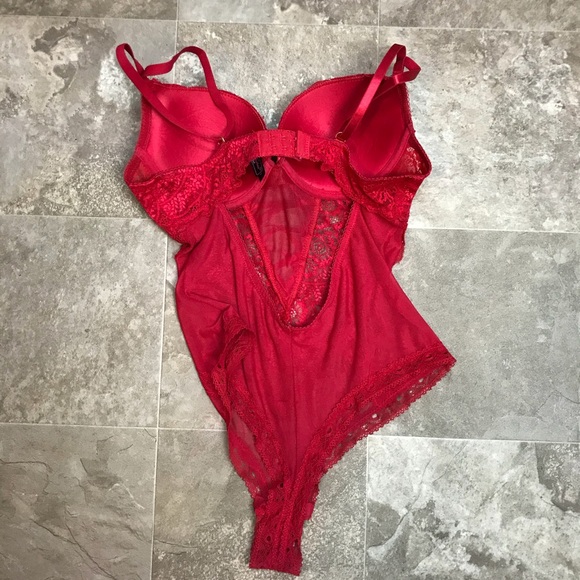 Black Fuchsia by Secret Lace Red Lace Medium Teddy - Picture 9 of 16